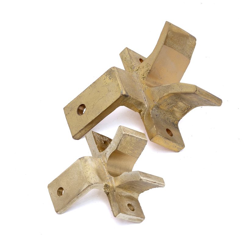 Electrifying Brass forks for Electroplating (1)